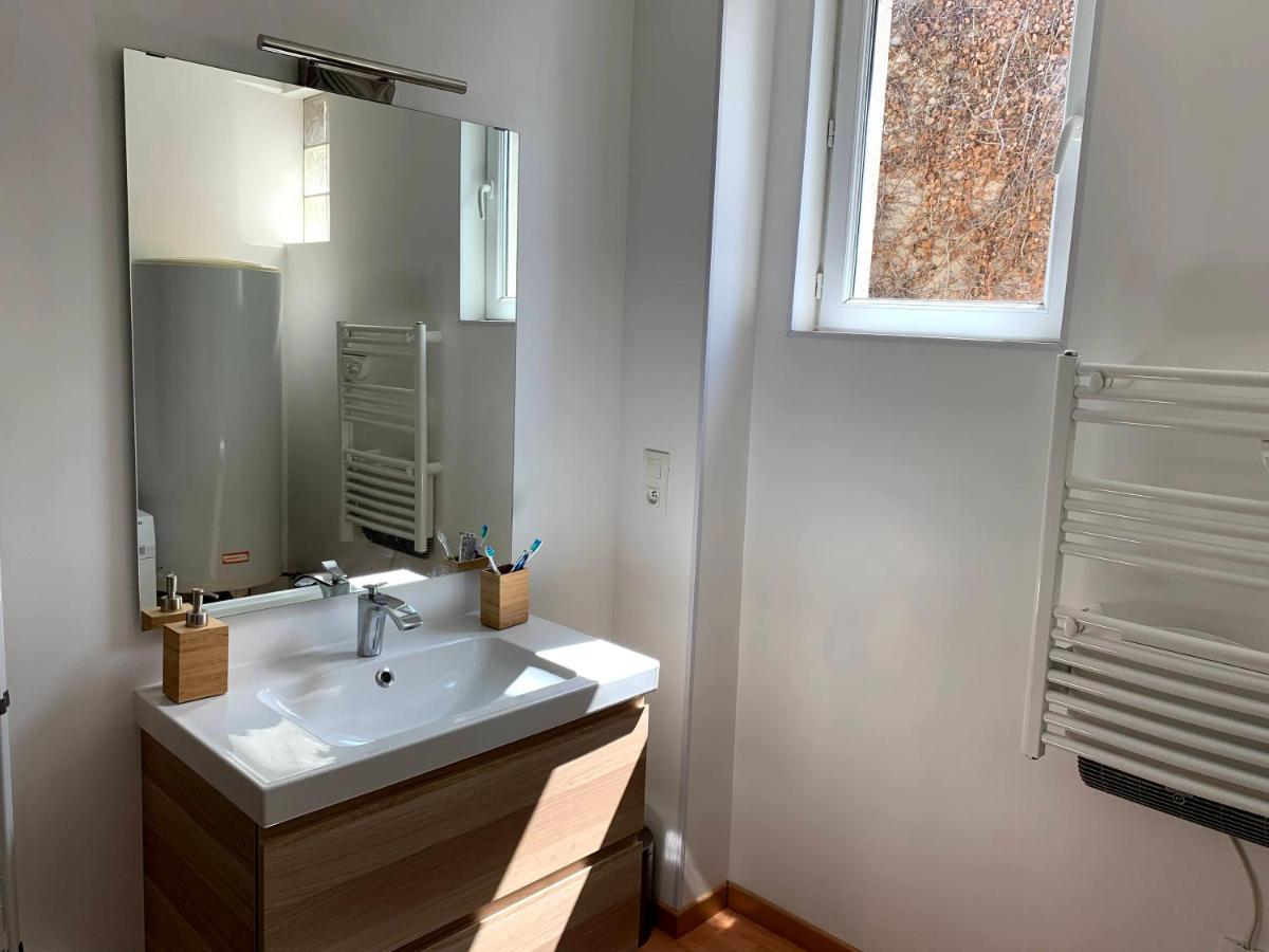 Appartement Cosy A Quelques Minutes Du Centre Chalons en Champagne Bagian luar foto